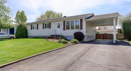 Residential - Bungalow - Saint-Hyacinthe ( Douville ), Canada - Canada