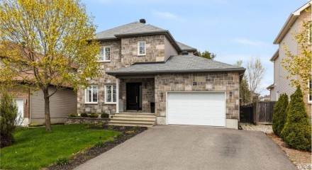 Residential - Two Level House - Aylmer, Canada - Canada