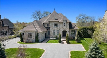Residential - Two Level House - Aylmer, Canada - Canada