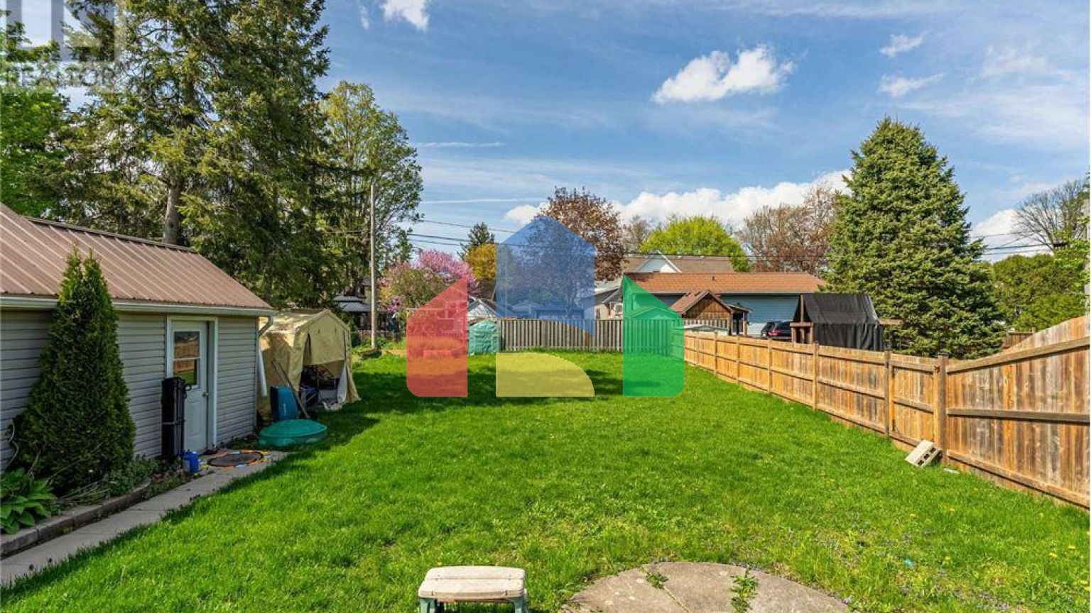 Residential - Single Family Home - Aylmer, Canada - Canada