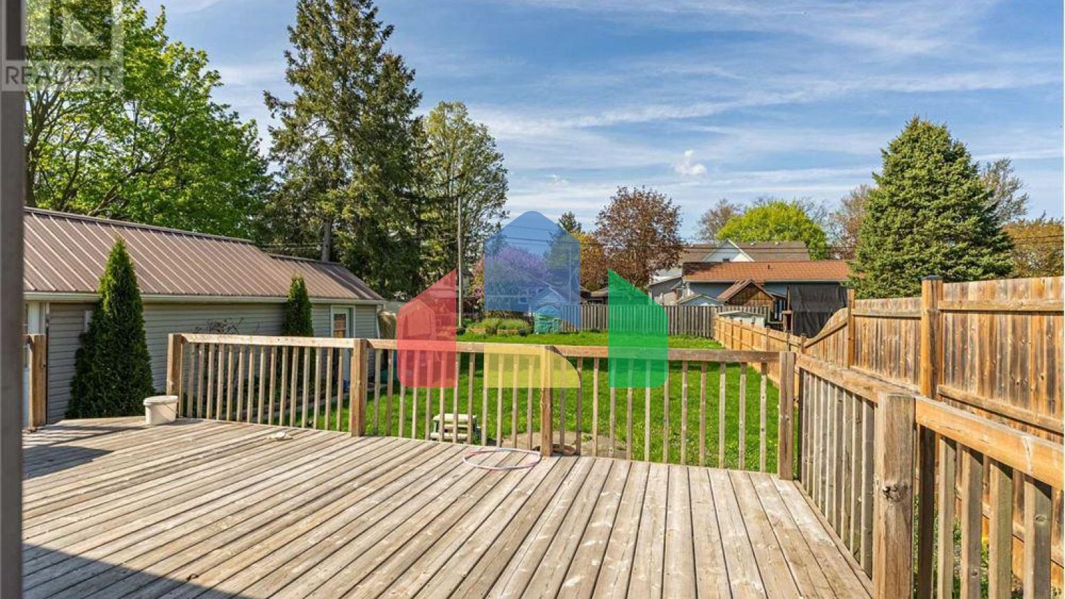 Residential - Single Family Home - Aylmer, Canada - Canada