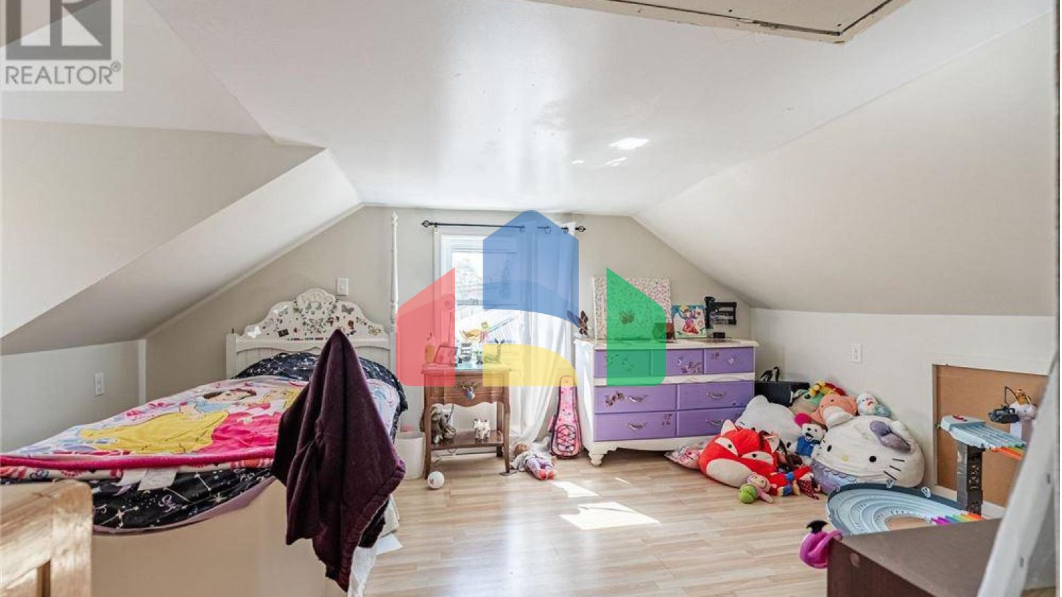 Residential - Single Family Home - Aylmer, Canada - Canada