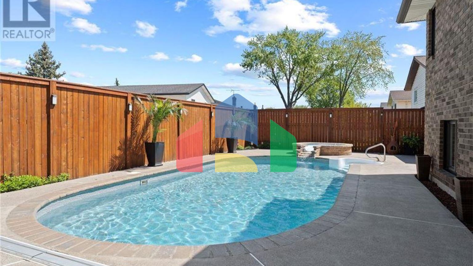 Residential - Single Family Home - LaSalle, Canada - Canada