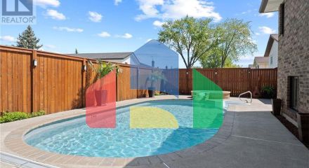 Residential - Single Family Home - LaSalle, Canada - Canada