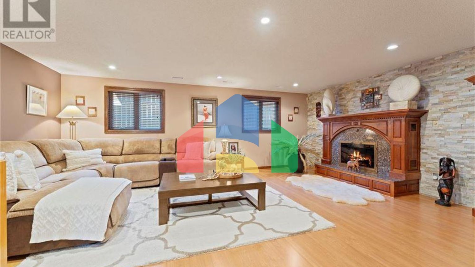 Residential - Single Family Home - LaSalle, Canada - Canada