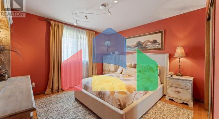 Residential - Single Family Home - LaSalle, Canada - Canada