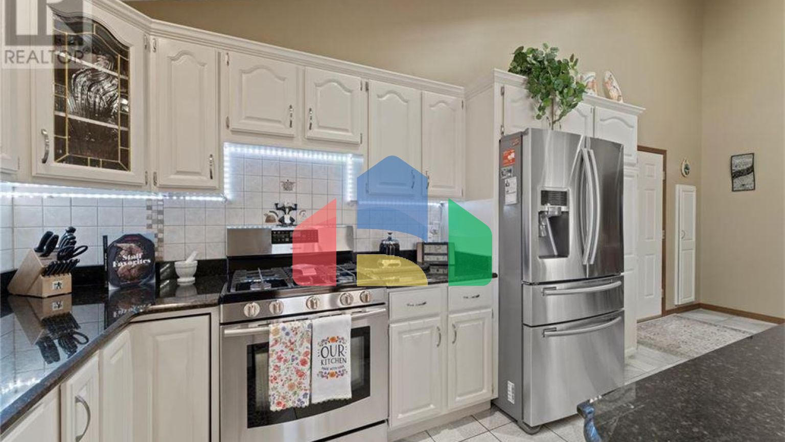 Residential - Single Family Home - LaSalle, Canada - Canada