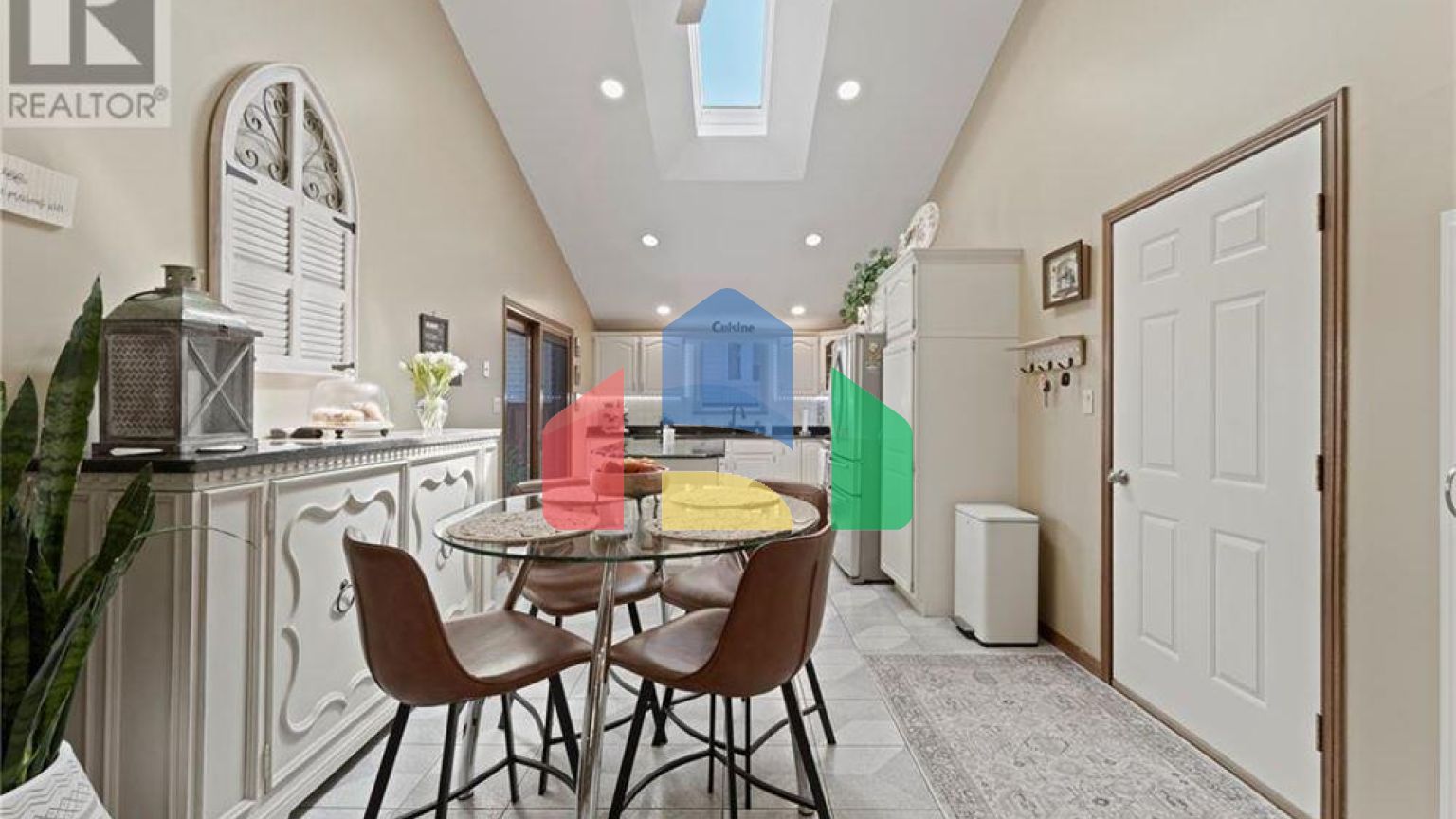 Residential - Single Family Home - LaSalle, Canada - Canada