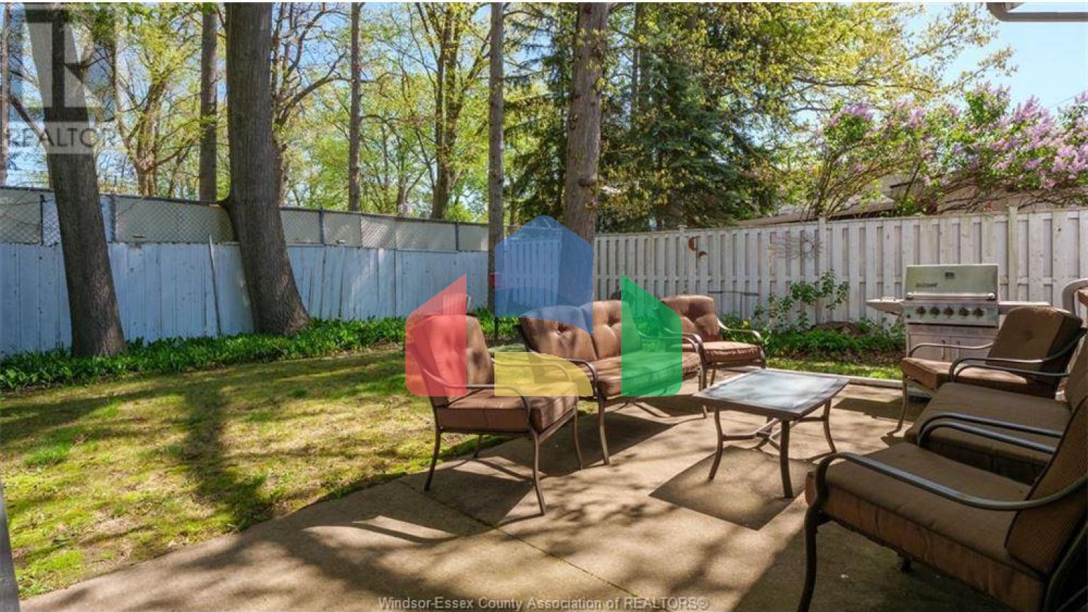 Residential - Single Family Home - LaSalle, Canada - Canada