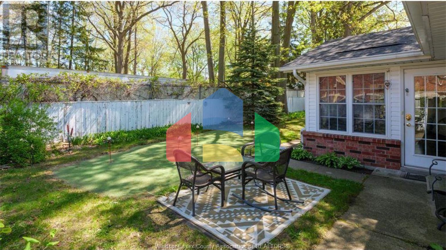 Residential - Single Family Home - LaSalle, Canada - Canada