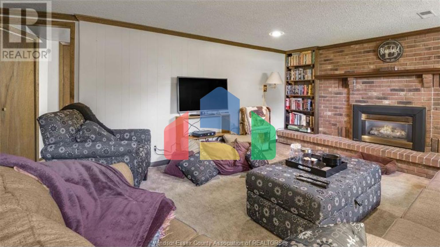 Residential - Single Family Home - LaSalle, Canada - Canada