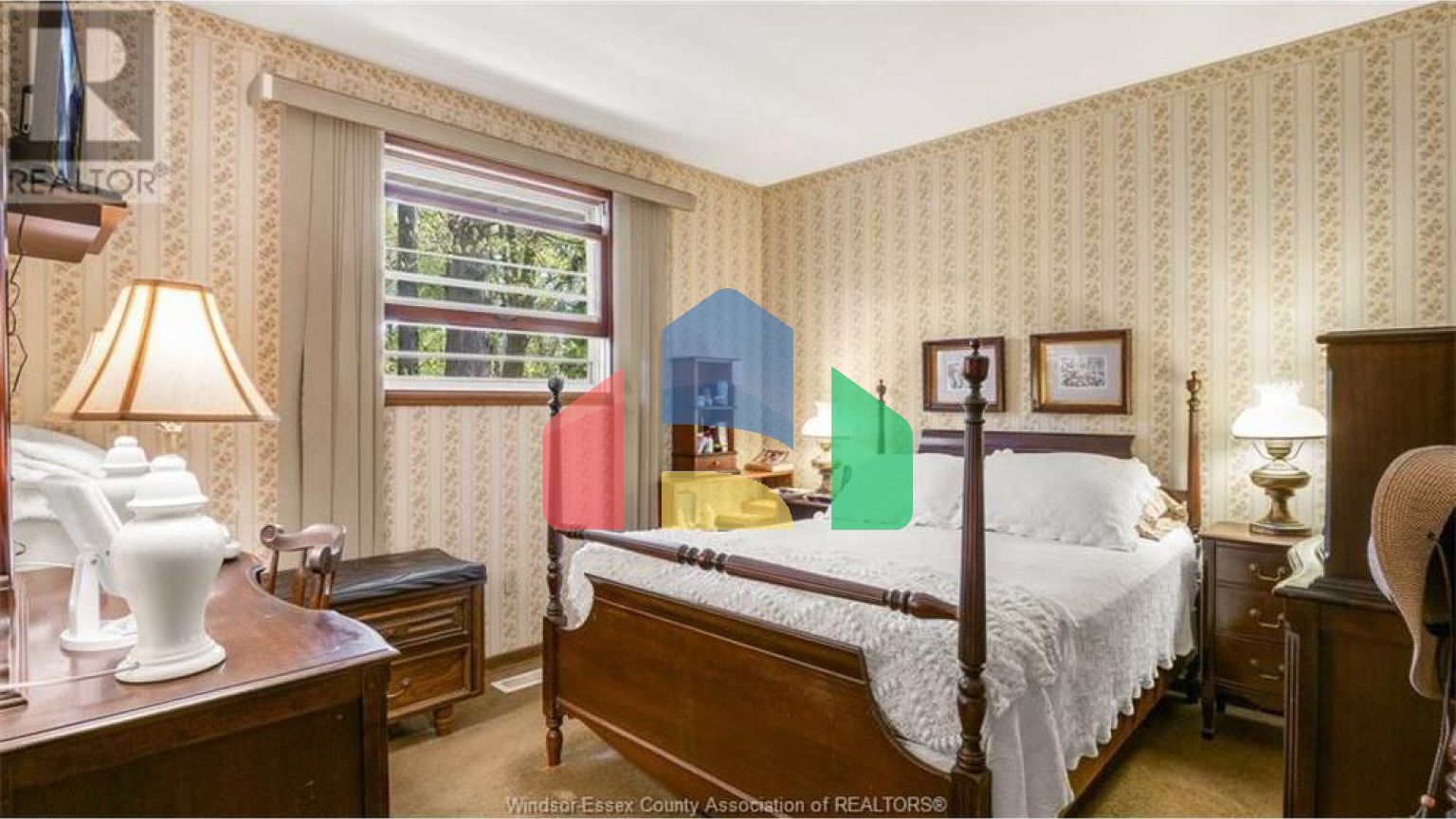 Residential - Single Family Home - LaSalle, Canada - Canada