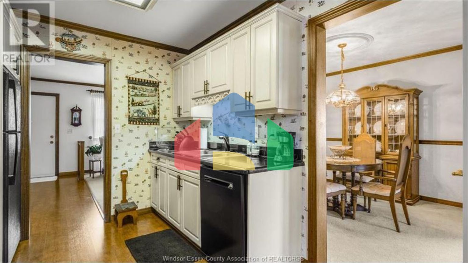 Residential - Single Family Home - LaSalle, Canada - Canada