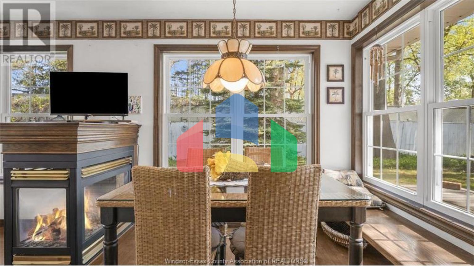 Residential - Single Family Home - LaSalle, Canada - Canada