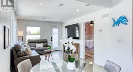 Residential - Single Family Home - LaSalle, Canada - Canada