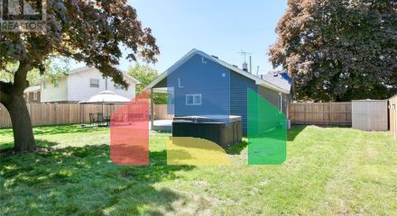 Residential - Single Family Home - LaSalle, Canada - Canada