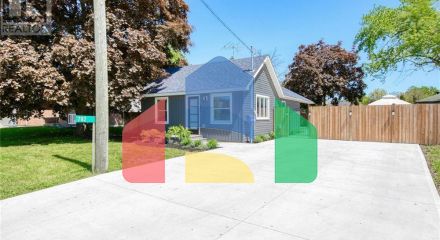 Residential - Single Family Home - LaSalle, Canada - Canada