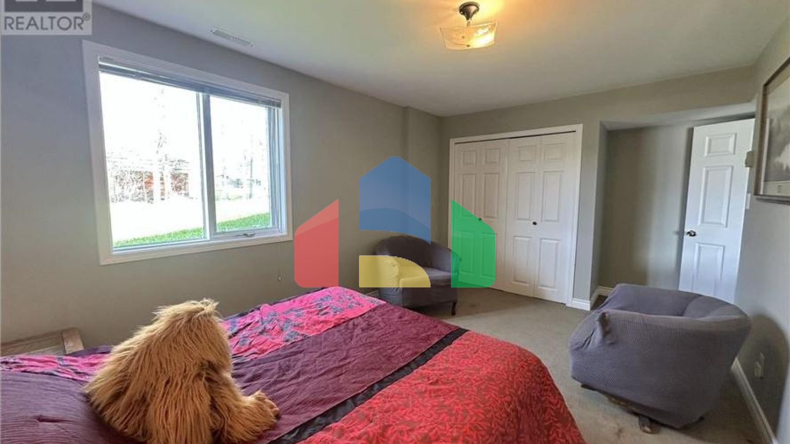 Residential - Single Family Home - 100 Mile House, Canada - Canada