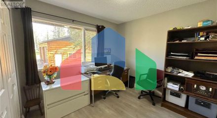 Residential - Single Family Home - 100 Mile House, Canada - Canada