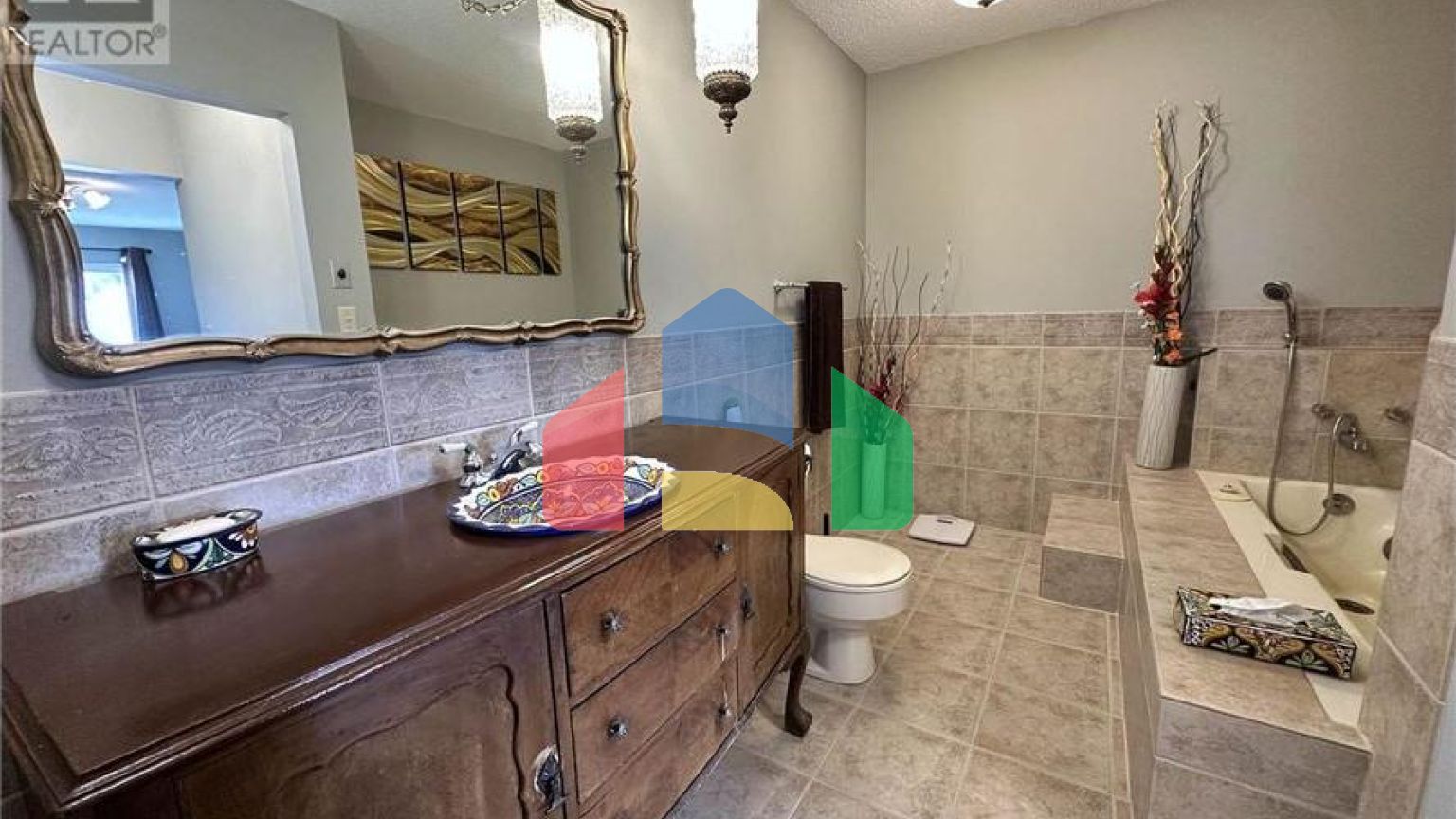 Residential - Single Family Home - 100 Mile House, Canada - Canada