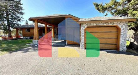 Residential - Single Family Home - 100 Mile House, Canada - Canada