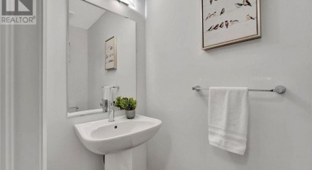 Residential - Single Family Home - Paris, Canada - Canada