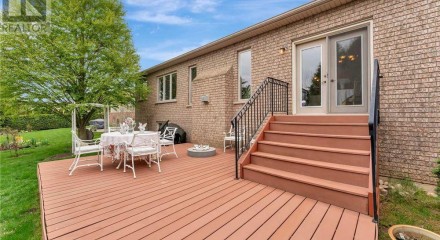 Residential - Single Family Home - Paris, Canada - Canada