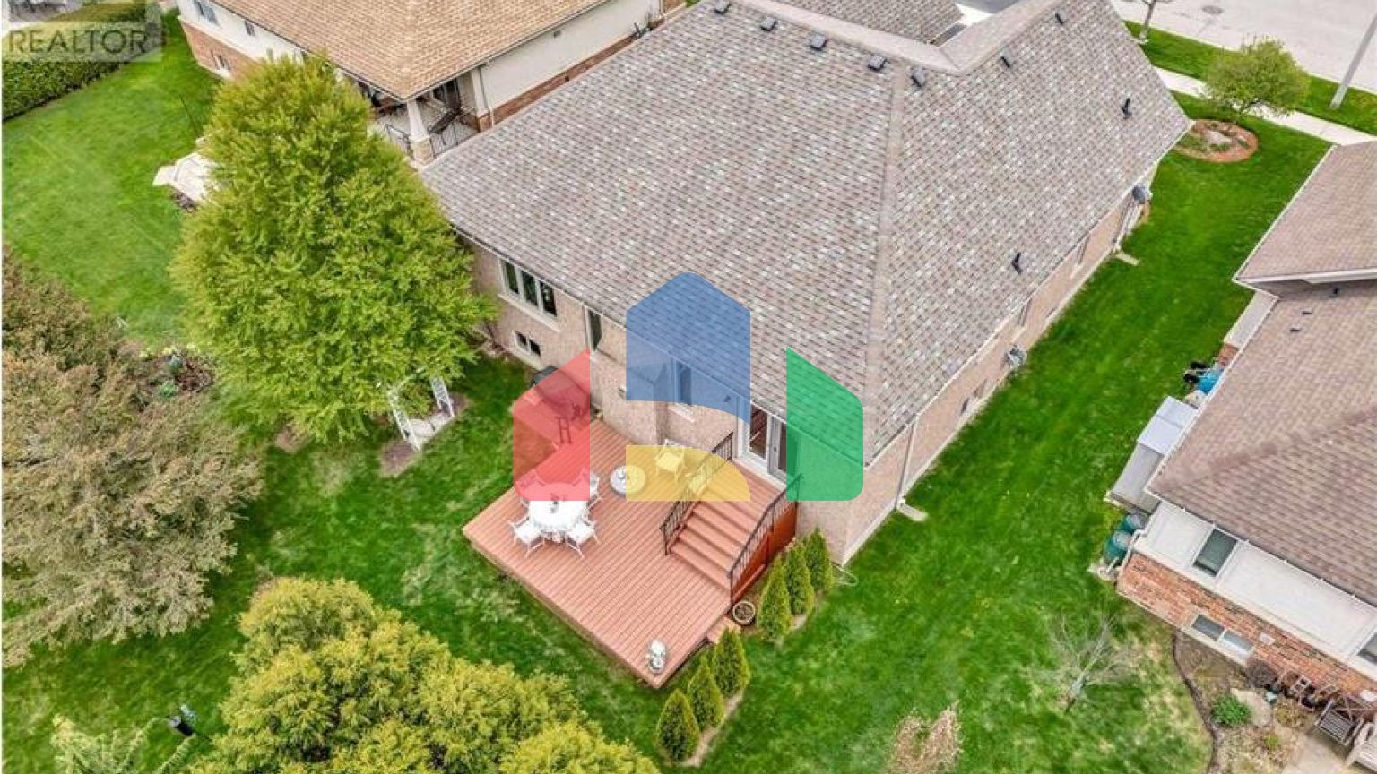 Residential - Single Family Home - Paris, Canada - Canada