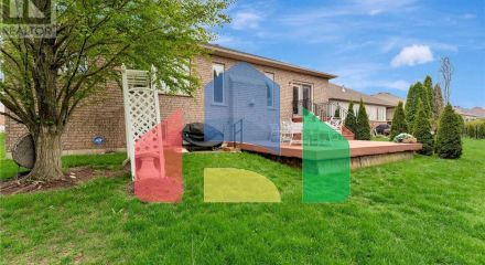 Residential - Single Family Home - Paris, Canada - Canada