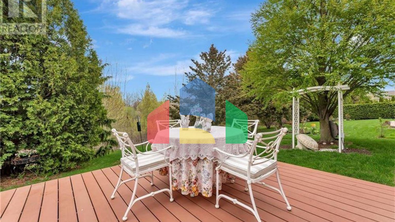 Residential - Single Family Home - Paris, Canada - Canada