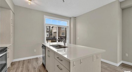 Residential - Condo/Apartment - St. Albert, Canada - Canada