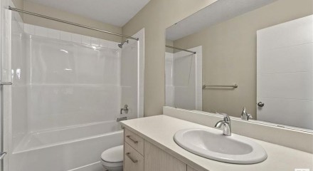 Residential - Condo/Apartment - St. Albert, Canada - Canada