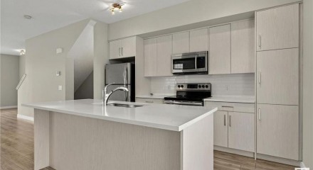 Residential - Condo/Apartment - St. Albert, Canada - Canada