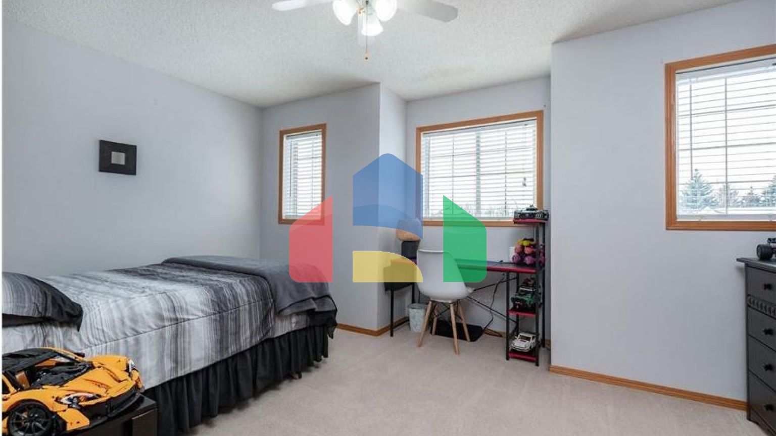 Residential - Single Family Home - St. Albert, Canada - Canada