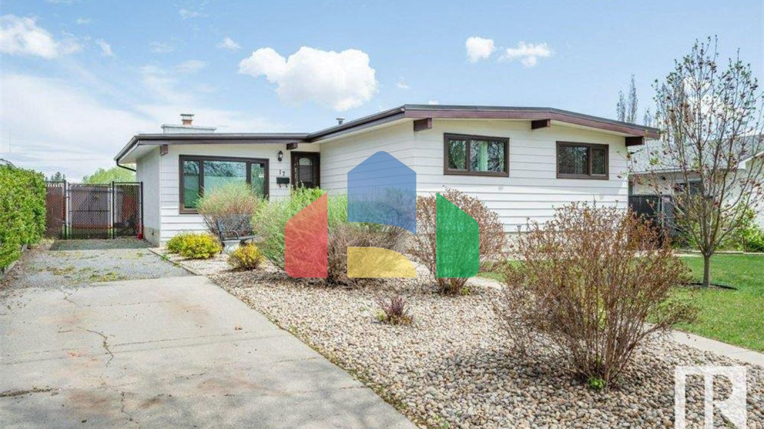 Residential - Single Family Home - St. Albert, Canada - Canada