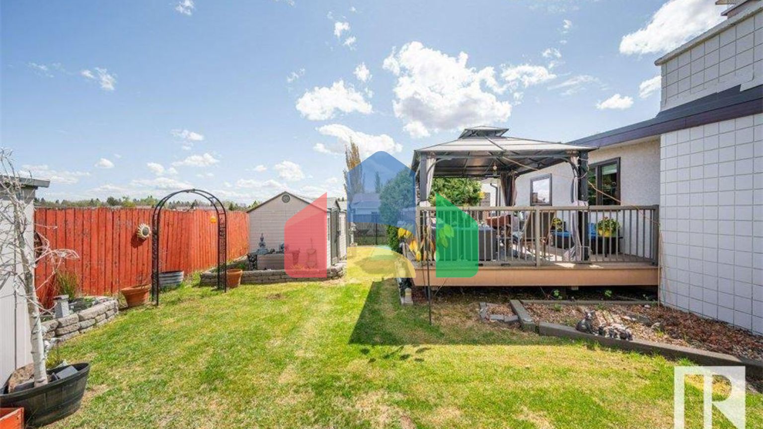 Residential - Single Family Home - St. Albert, Canada - Canada