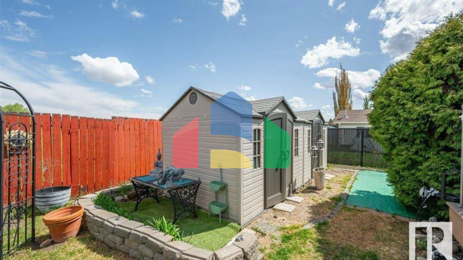 Residential - Single Family Home - St. Albert, Canada - Canada