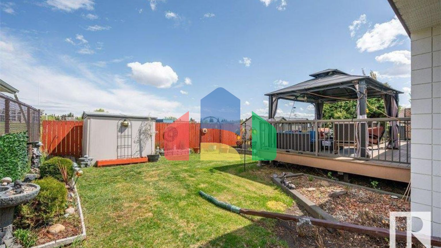 Residential - Single Family Home - St. Albert, Canada - Canada