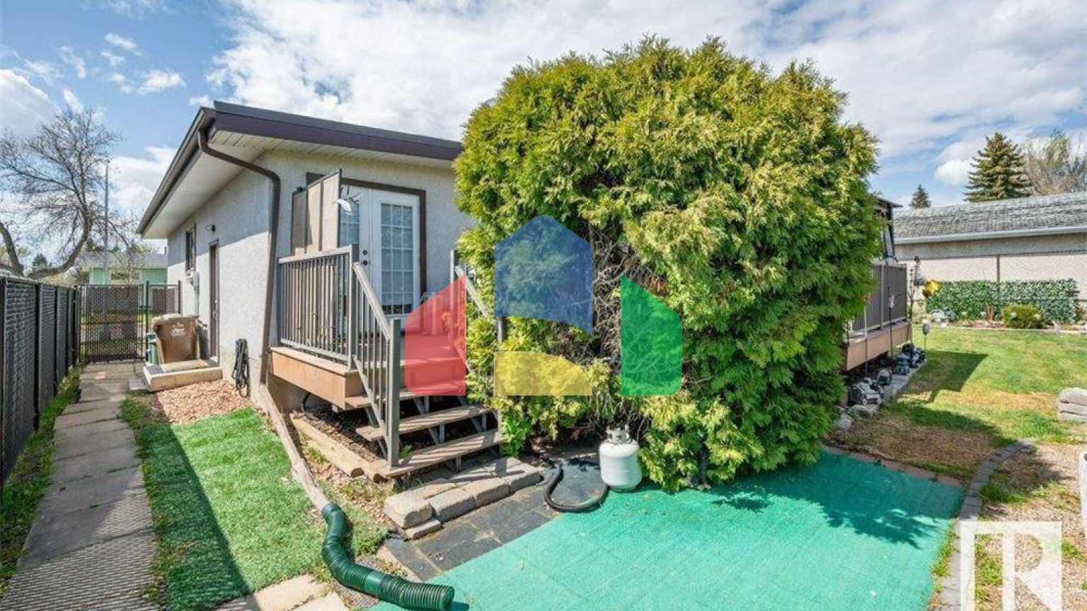 Residential - Single Family Home - St. Albert, Canada - Canada