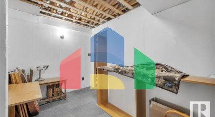 Residential - Single Family Home - St. Albert, Canada - Canada