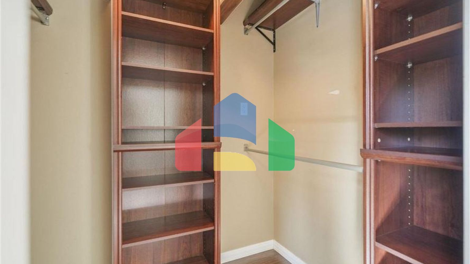 Residential - Condo/Apartment - St. Albert, Canada - Canada