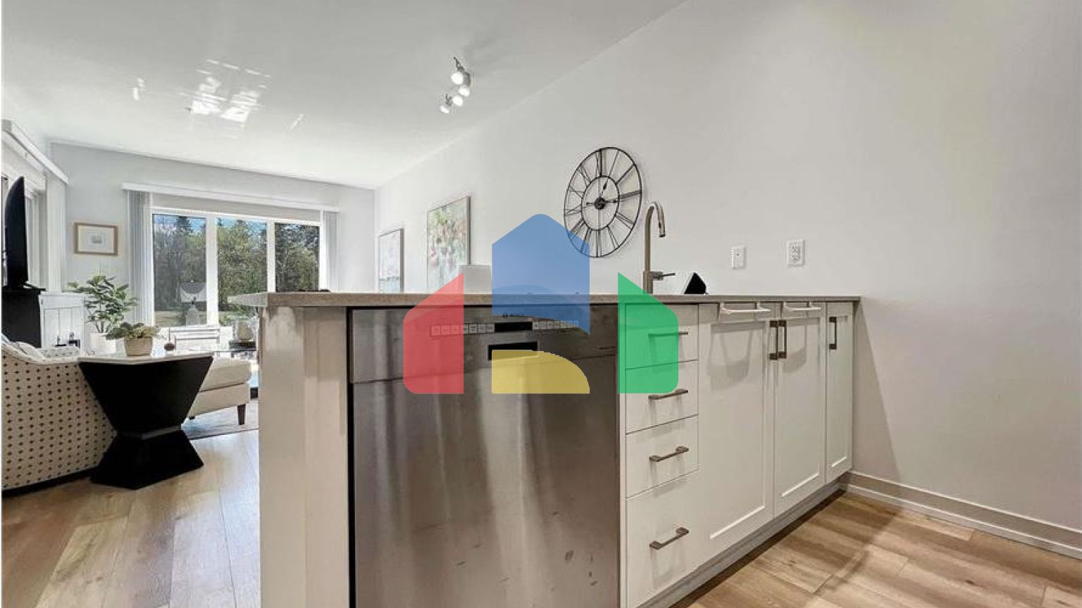 Residential - Condo/Apartment - St. Albert, Canada - Canada