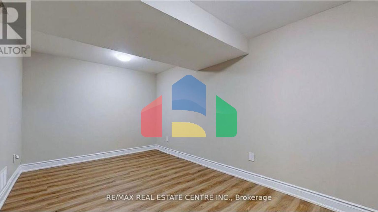 Residential - Single Family Home - Shelburne, Canada - Canada