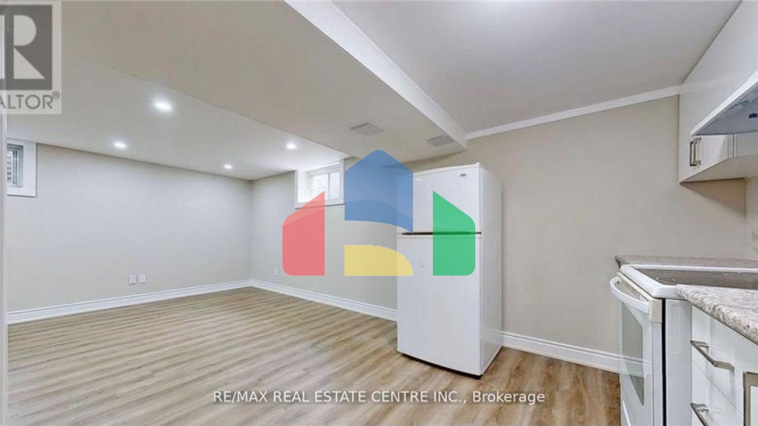 Residential - Single Family Home - Shelburne, Canada - Canada