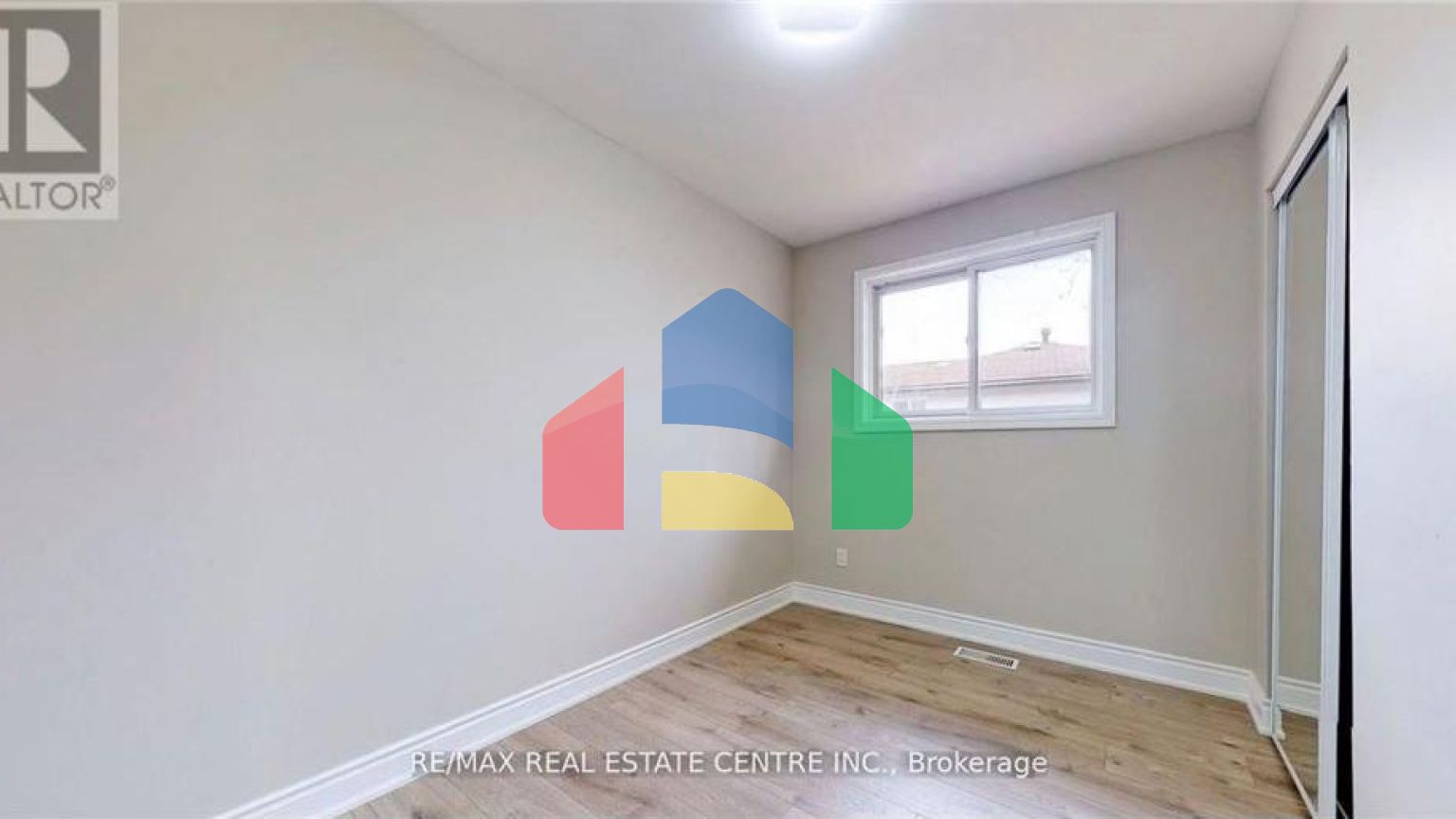 Residential - Single Family Home - Shelburne, Canada - Canada