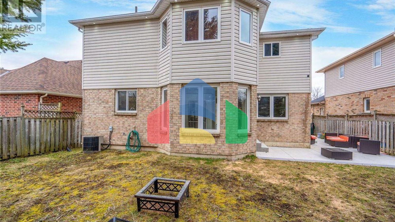 Residential - Single Family Home - Shelburne, Canada - Canada