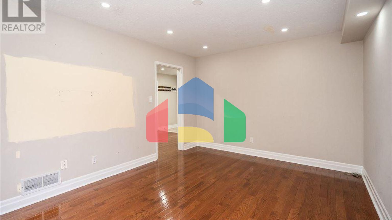 Residential - Single Family Home - Shelburne, Canada - Canada