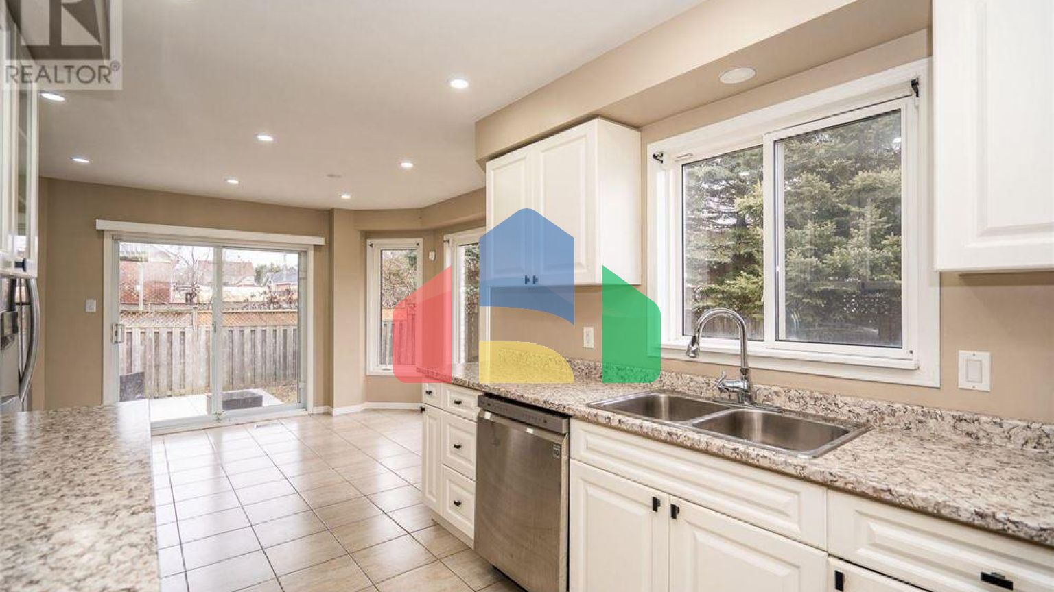 Residential - Single Family Home - Shelburne, Canada - Canada