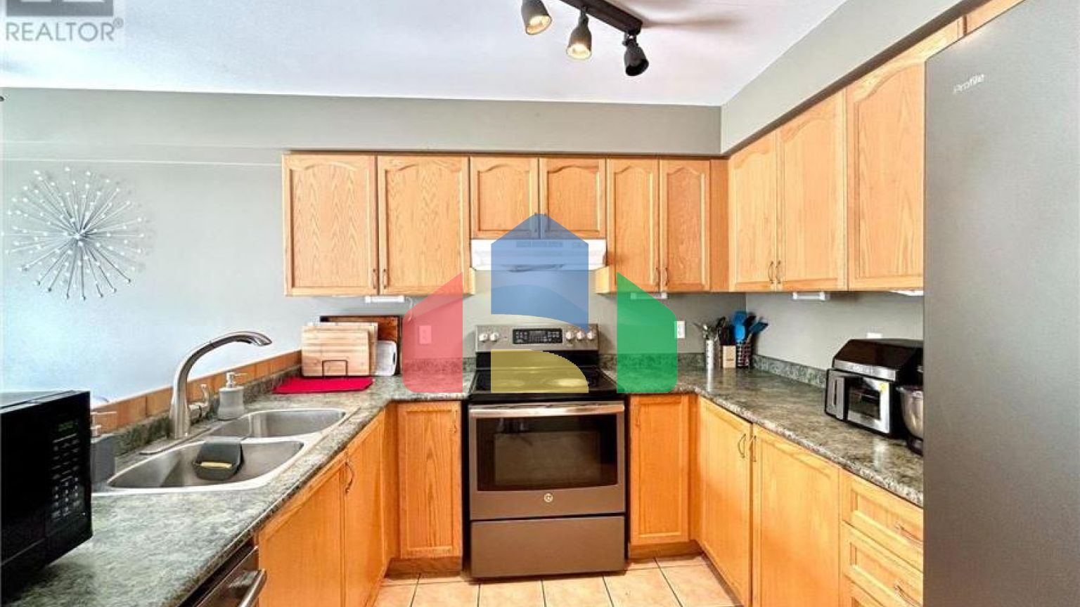 Residential - Single Family Home - Shelburne, Canada - Canada