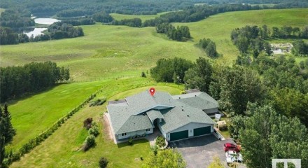 Residential - Single Family Home - Rural Parkland County, Canada - Canada
